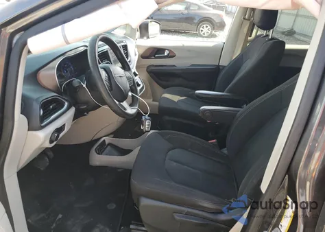 2020 Chrysler Voyager L из США, поврежденный, VIN 2C4RC1AG0LR198704